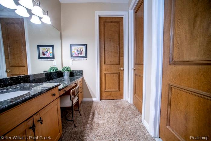 4853 Goodison Place Drive, Rochester, MI 48306 — Photo 8