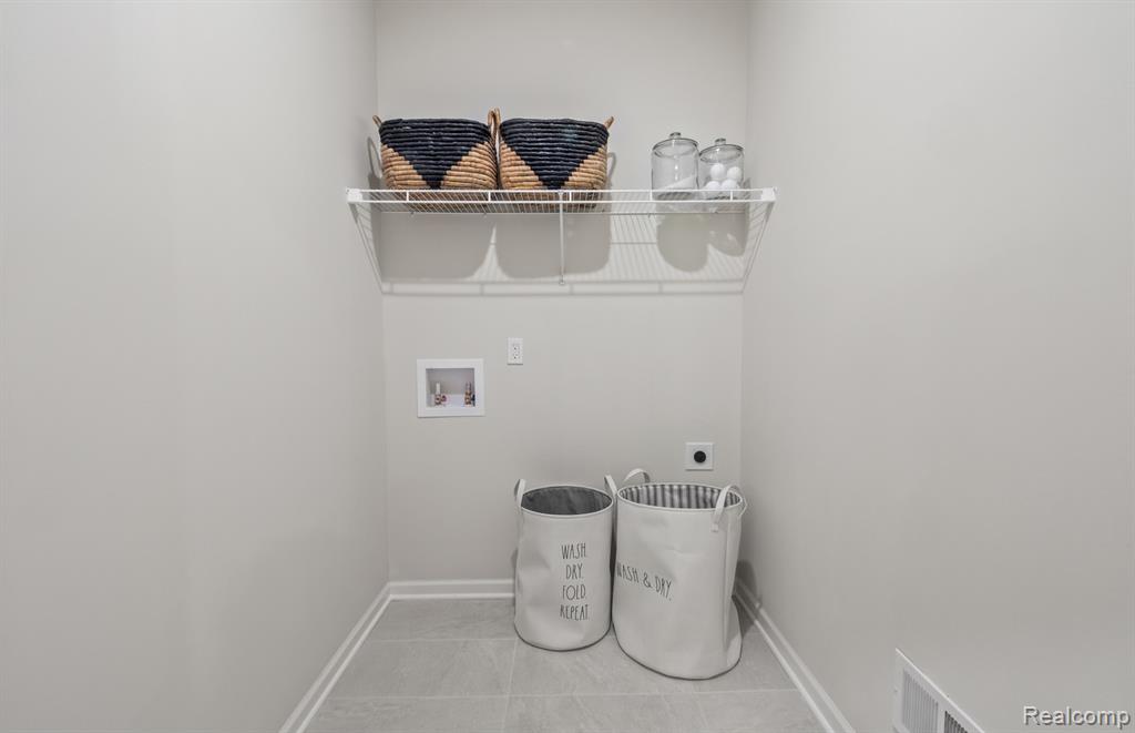 55805 Oak Pointe Drive, Shelby, MI 48315 — Photo 20