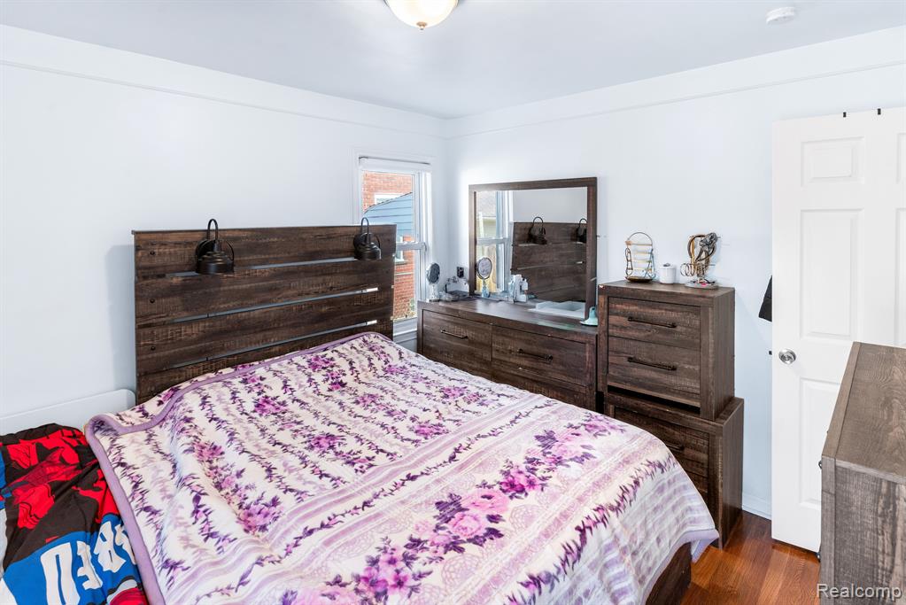 9644 NIVER Avenue, Allen Park, MI 48101 — Photo 11