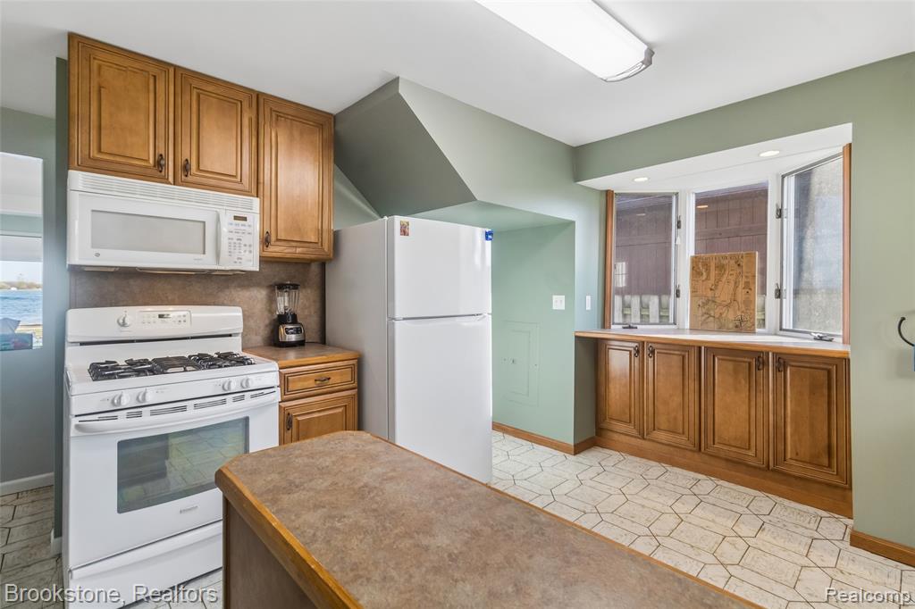 2230 Elm Street, Algonac, MI 48001 — Photo 25