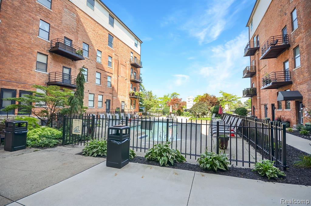 6533 E JEFFERSON Avenue, 6-LL04, Detroit, MI 48207 — Photo 35