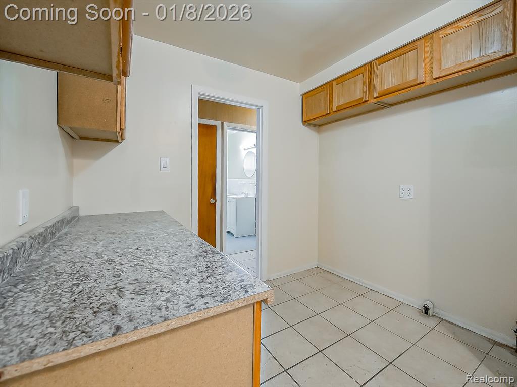8976 Esper Street, Detroit, MI 48204 — Photo 8