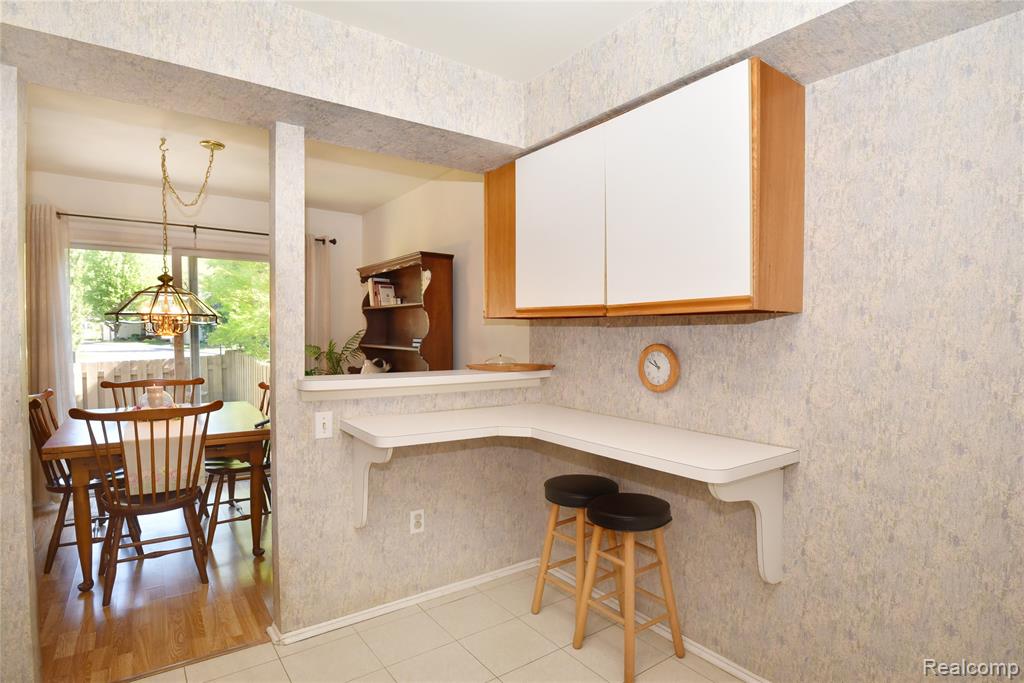 5391 Breeze Hill Place, Troy, MI 48098 — Photo 11
