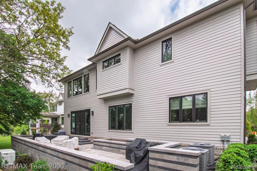 7313 BROOKSIDE VILLAGE, Bloomfield Hills, MI 48301 — Photo 7