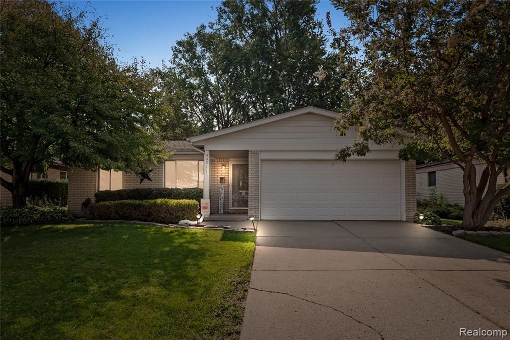 44211 Brandywyne Road, Canton, MI 48187 — front exterior