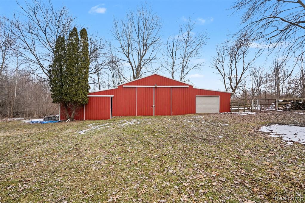 5051 Dutcher Road, Howell, MI 48843 — Photo 27