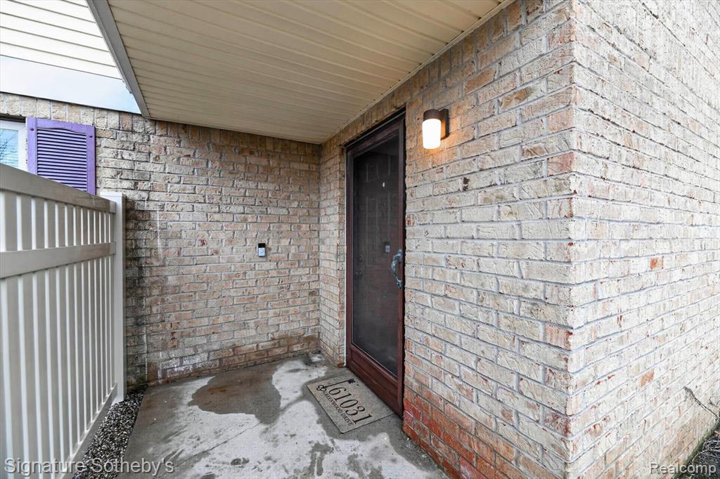 61031 Greenwood Drive, South Lyon, MI 48178 — Photo 35