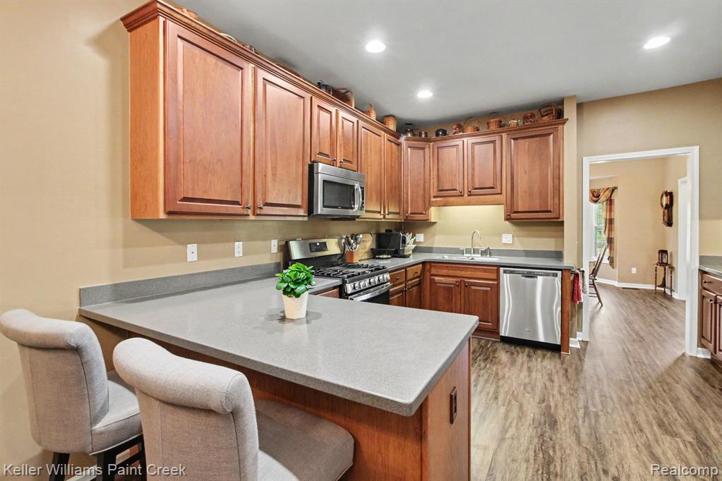 63 Burniah Lane, Lake Orion, MI 48362 — Photo 10