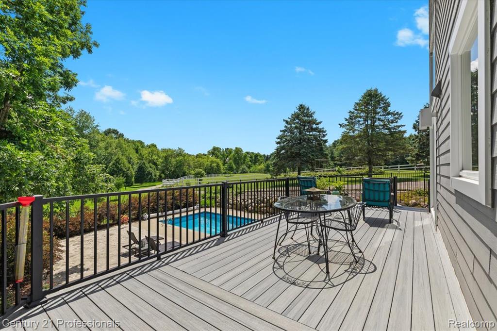 5255 Oak Hill Trail N, Commerce Twp, MI 48382 — Photo 7
