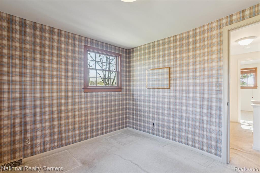 5621 Eastman Boulevard, West Bloomfield, MI 48323 — Photo 36