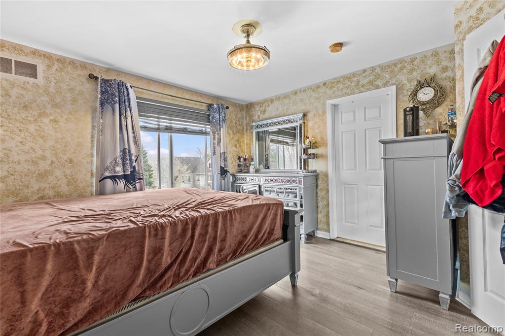 6795 Heyden Street, Dearborn Heights, MI 48127 — Photo 12