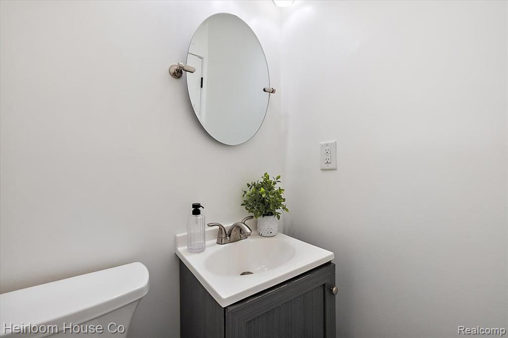 3508 Parker Street, Detroit, MI 48214 — Photo 29