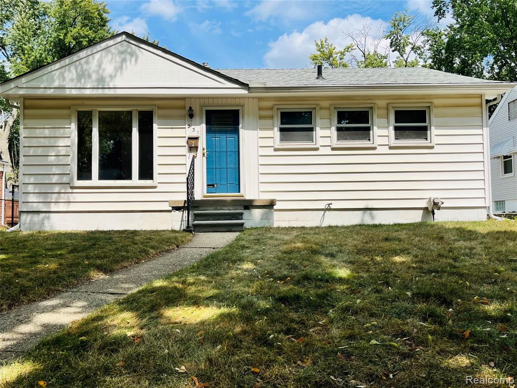 231 Walper Avenue, Clawson, MI