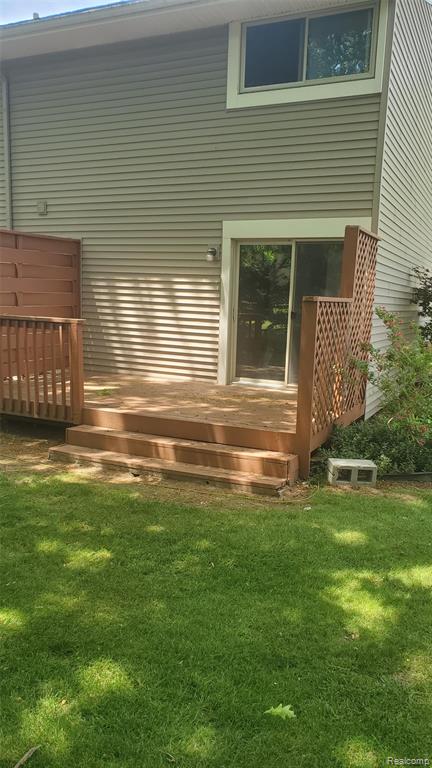616 Rickett Road, Brighton, MI 48116 — Photo 2