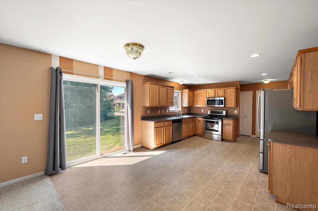 13042 Cumberland Court, Van Buren, MI 48111 — Photo 13
