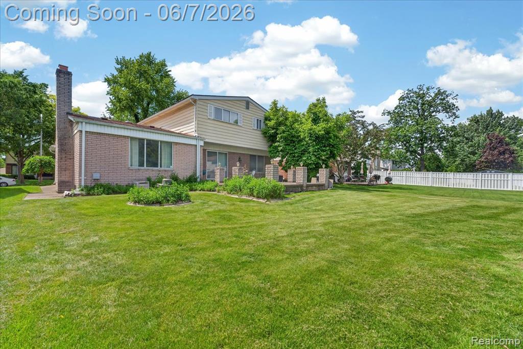 20257 Coachwood Road W, Riverview, MI 48193 — Photo 37