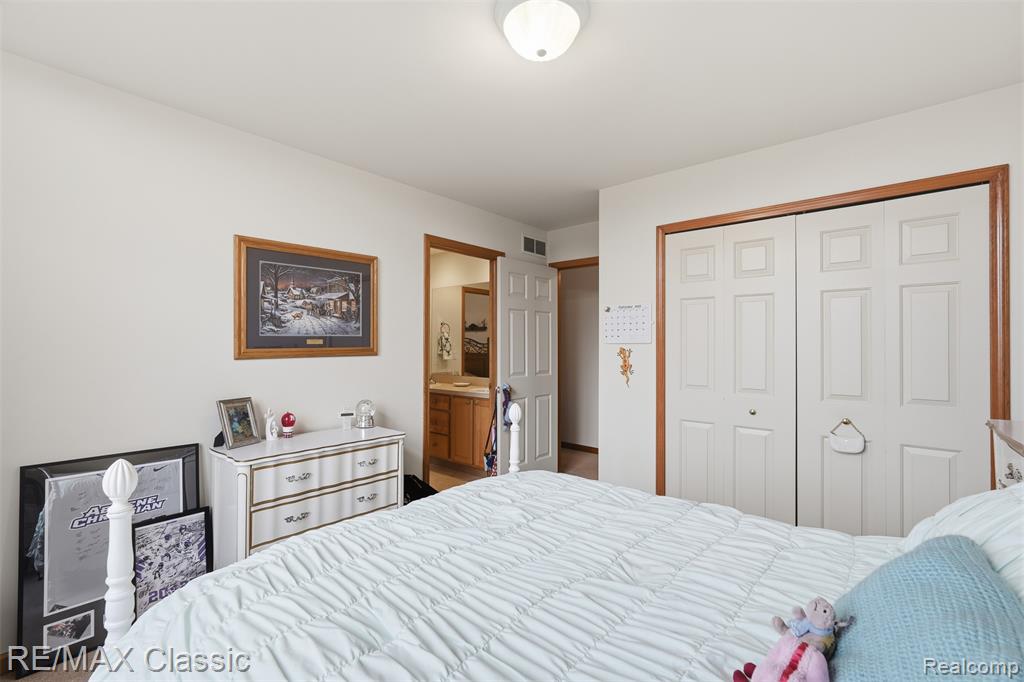 1498 Anchor Lane, Highland, MI 48356 — Photo 33