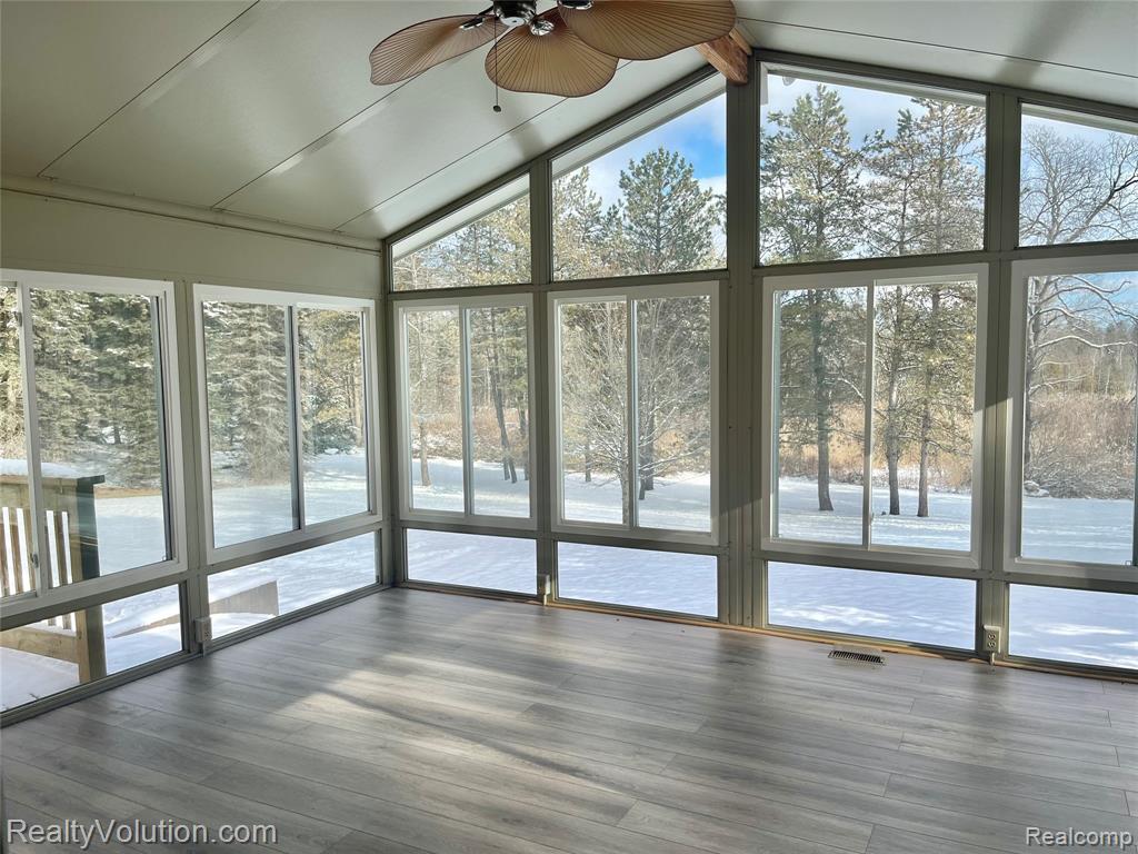 1637 S Lake Pleasant Road, Attica, MI 48412 — Photo 9