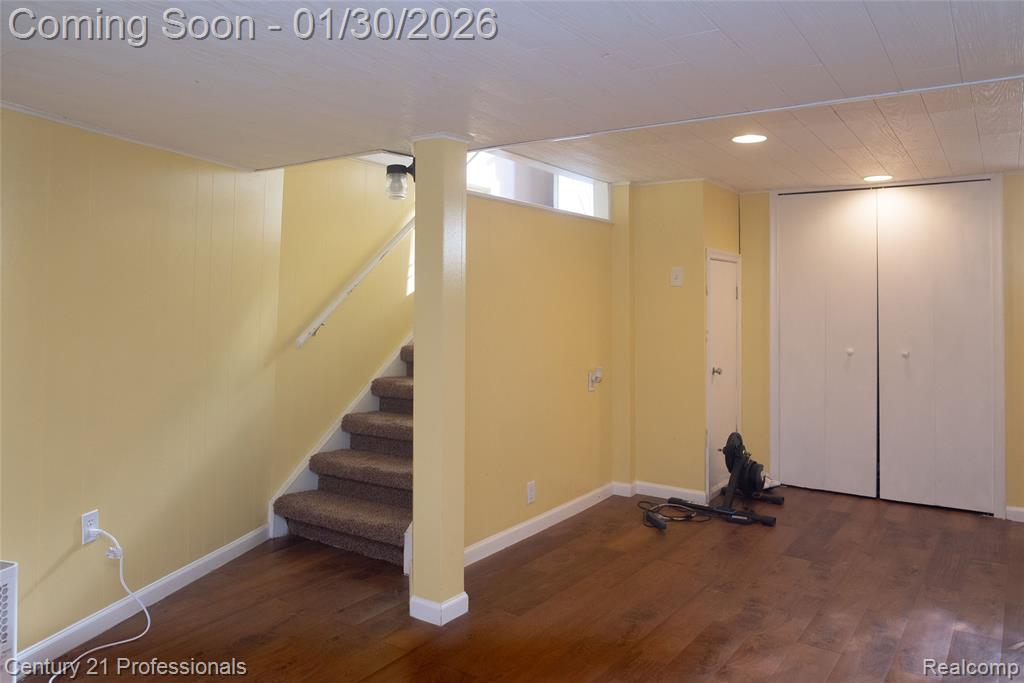 900 N Rembrandt Avenue, Royal Oak, MI 48067 — Photo 30