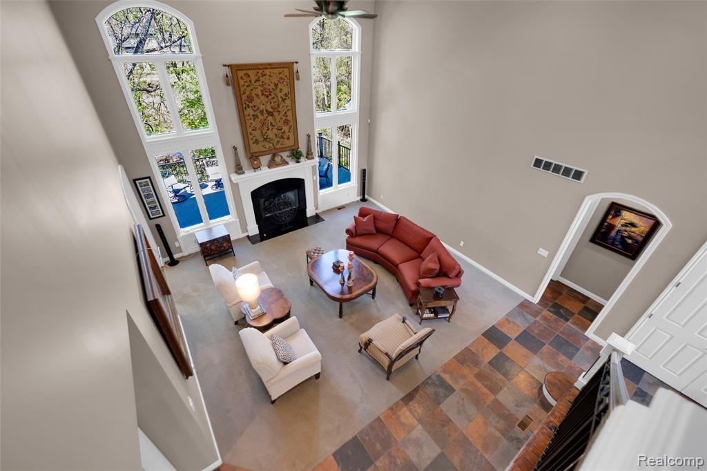 4502 Forest Edge Lane, West Bloomfield, MI 48323 — Photo 42