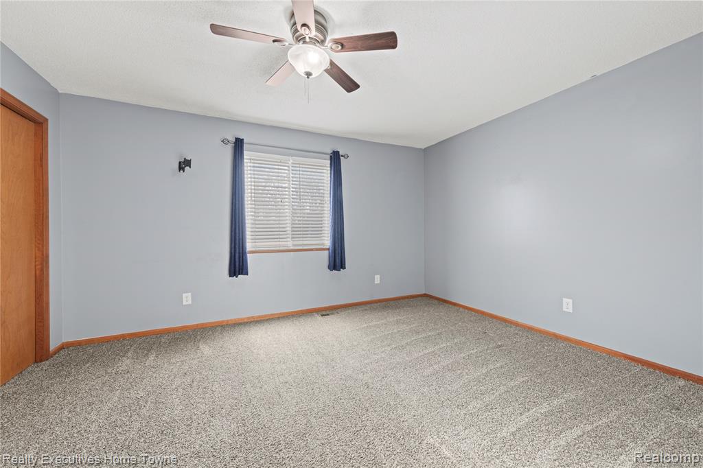 2636 Keewahdin Rd Road, 10, Fort Gratiot, MI 48059 — Photo 12