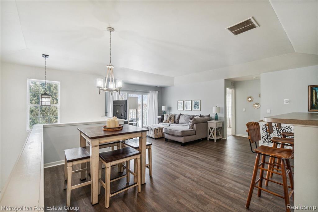 4101 HAMPTON RIDGE Boulevard, Howell, MI 48843 — Photo 5
