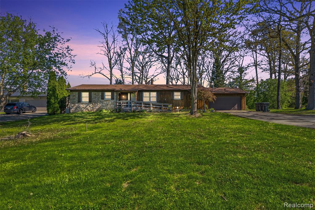 4191 McCandlish Road, Grand Blanc, MI 48439 — front exterior
