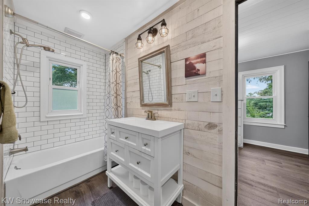 407 Broadway, Davisburg, MI 48350 — Photo 17
