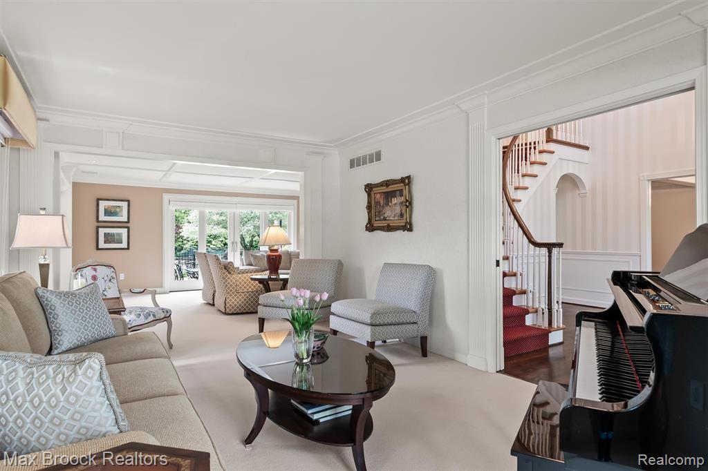 6280 Dakota Circle, Bloomfield Hills, MI 48301 — Photo 3