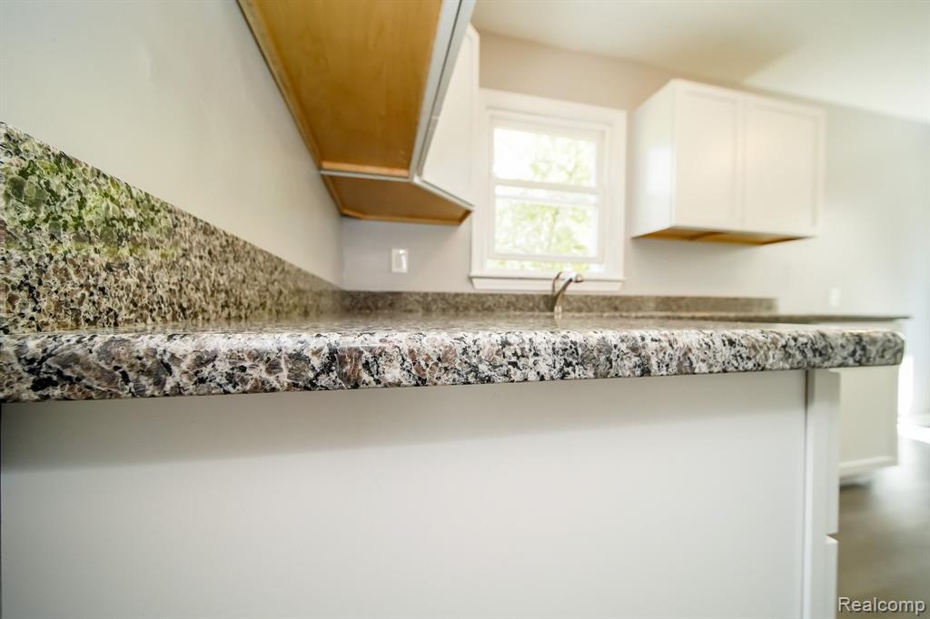 1175 SHARE Avenue, Ypsilanti, MI 48198 — Photo 13