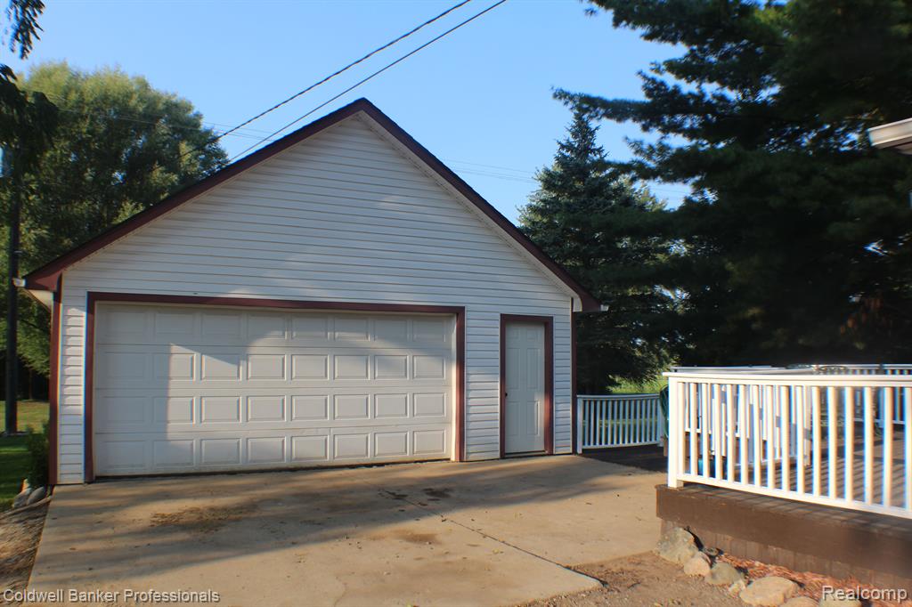 4267 MILL Street, North Branch, MI 48461 — Photo 2