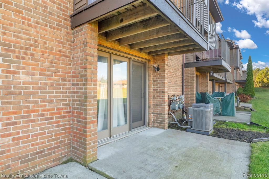 2500 River Apt 55 Road, 55, Marysville, MI 48040 — Photo 46