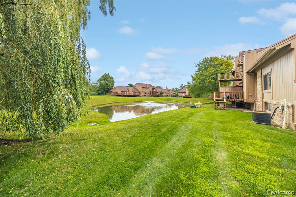 6607 Westbrooke Court, West Bloomfield, MI — Photo 25
