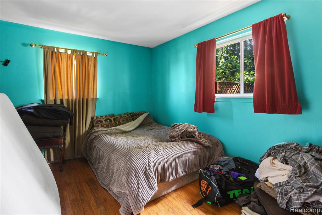 750 N Hagadorn Street, South Lyon, MI 48178 — Photo 13