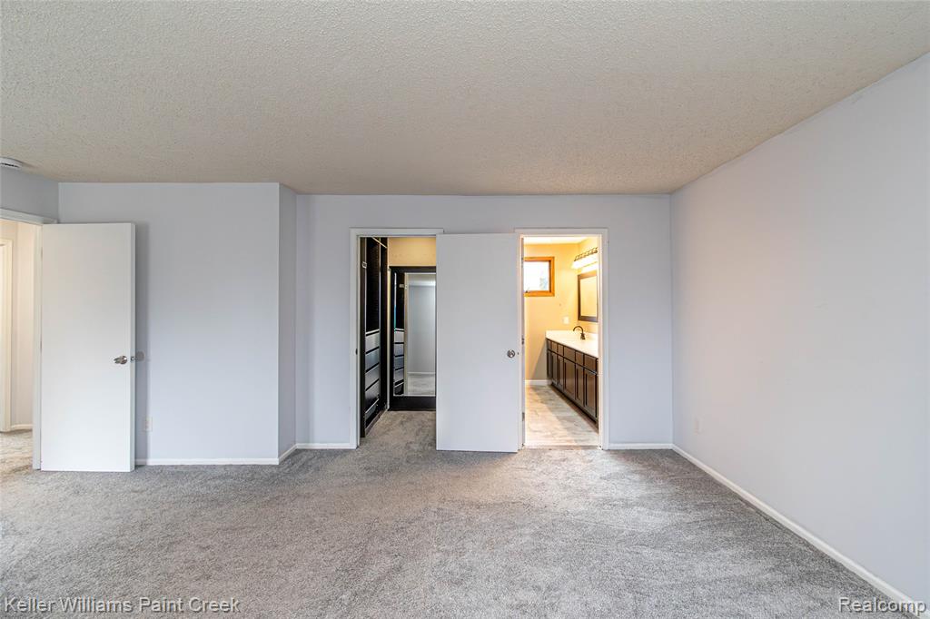 5700 Point Of The Woods Drive, West Bloomfield, MI 48324 — Photo 52