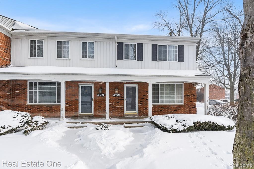 409 Fox Hills Drive N, 95, Bloomfield Hills, MI 48304 — front exterior