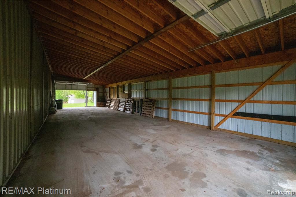 12987 Holtforth Road, Fenton, MI 48430 — Photo 32
