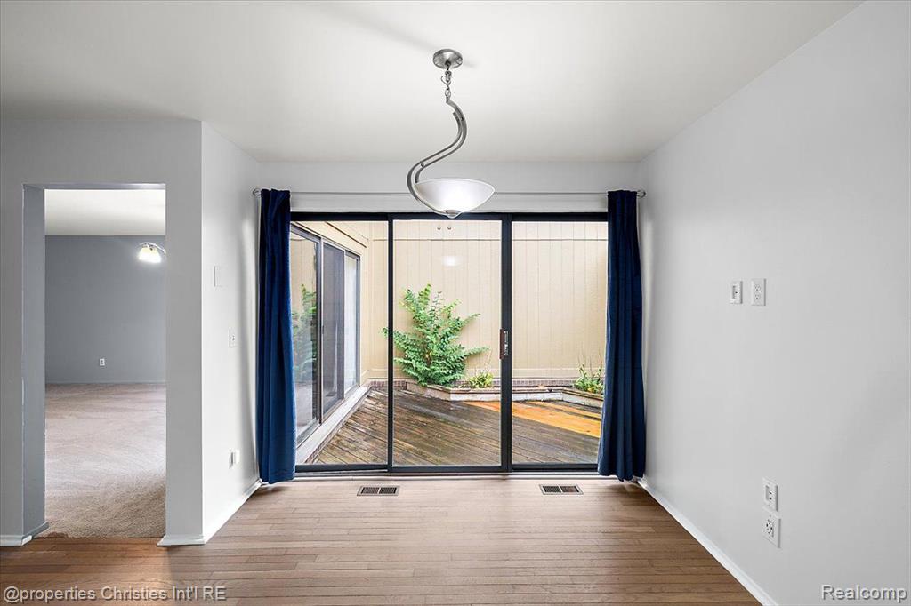 1806 S Hill Boulevard, Bloomfield Hills, MI 48304 — Photo 18