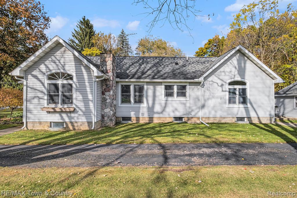 9072 N Linden Road, Clio, MI 48420 — Photo 6