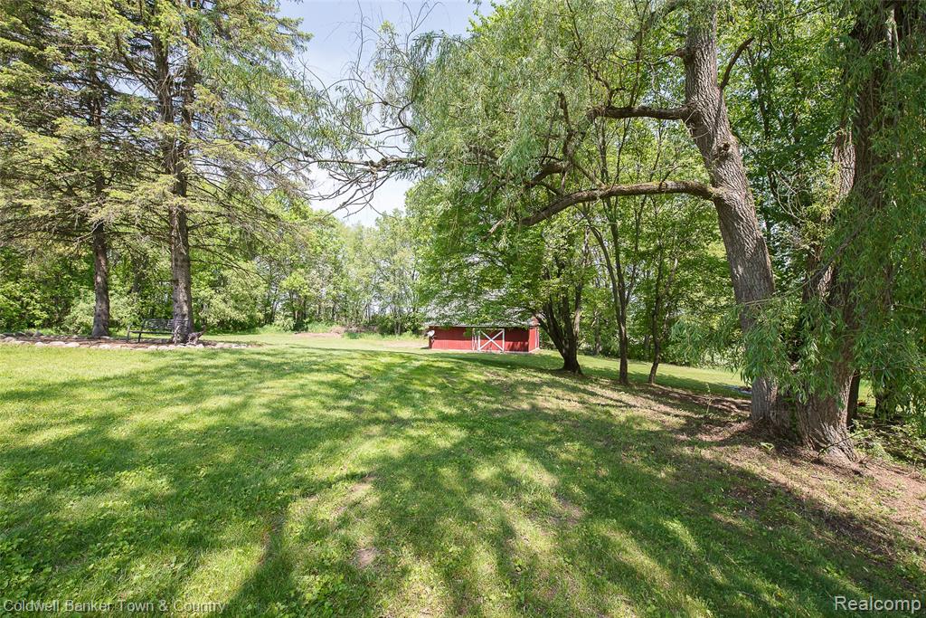 4225 N Tipsico Lake Road, Hartland, MI 48353 — Photo 50