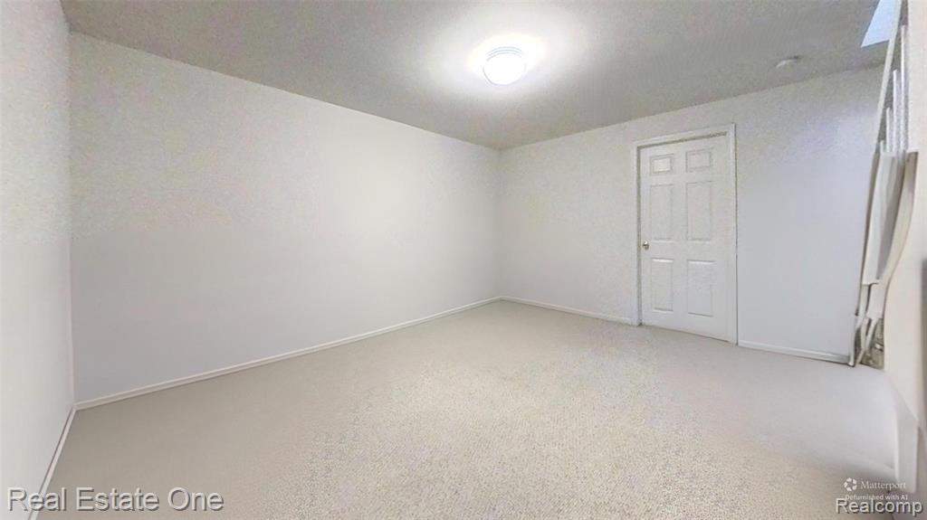 691 Chestnut Drive, Wixom, MI 48393 — Photo 43