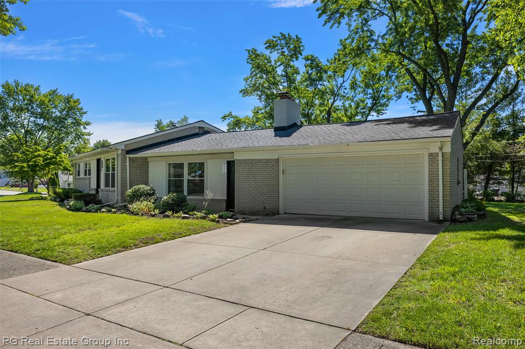 4550 JUSTINE Street, Shelby Twp, MI 48317 — Photo 6