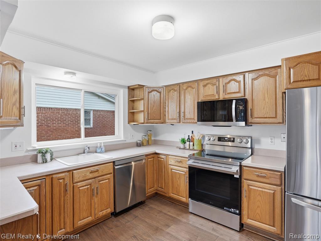 6366 Winter Drive, Canton, MI 48187 — Photo 14
