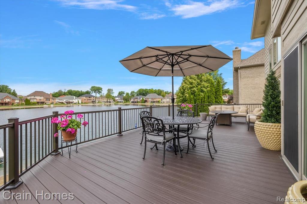 49729 SANDRA Drive, Shelby Twp, MI 48315 — Photo 9