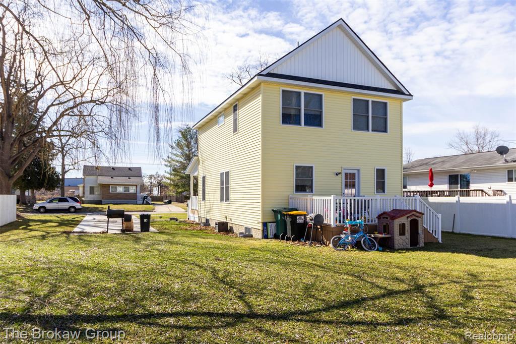 538 S Elm Street, Lapeer, MI 48446 — Photo 36