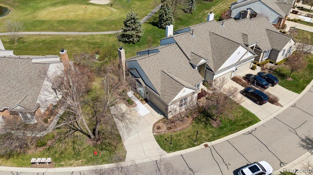 39472 EDGEWATER Drive, Northville, MI 48168 — Photo 45