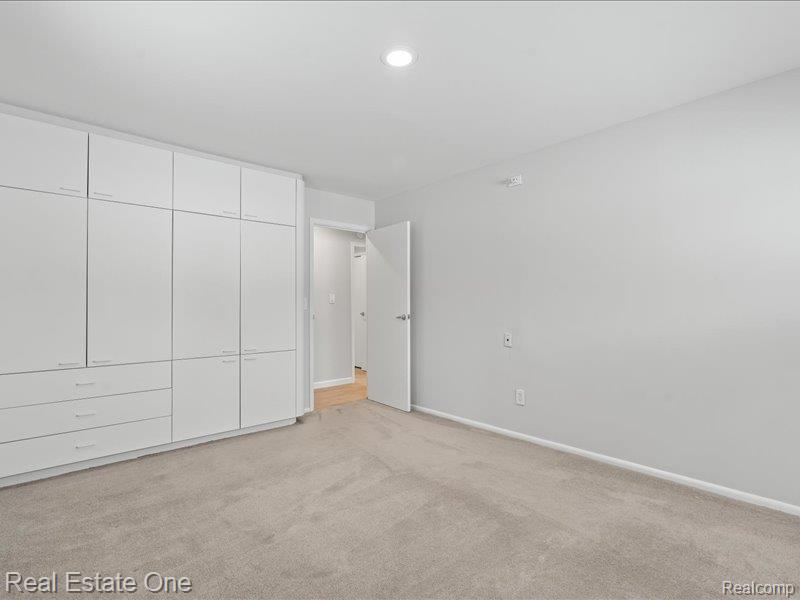 6407 Buxton Court, West Bloomfield, MI — Photo 31
