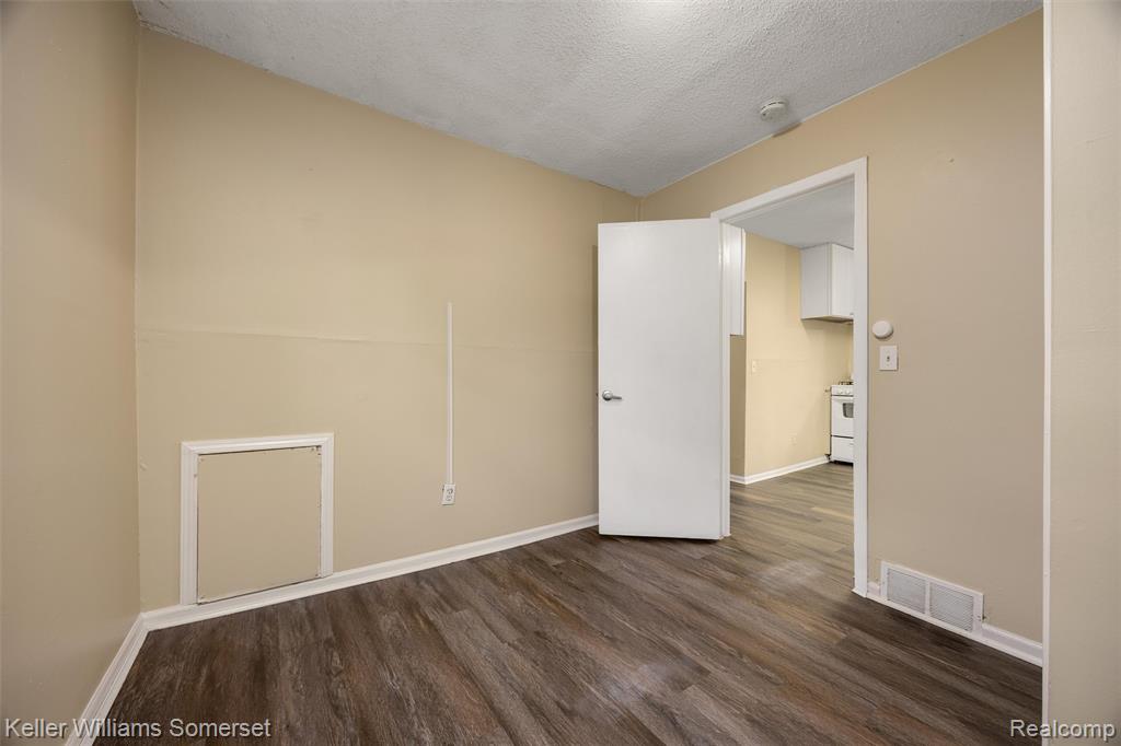 7067 Studebaker Avenue, Warren, MI 48091 — Photo 12