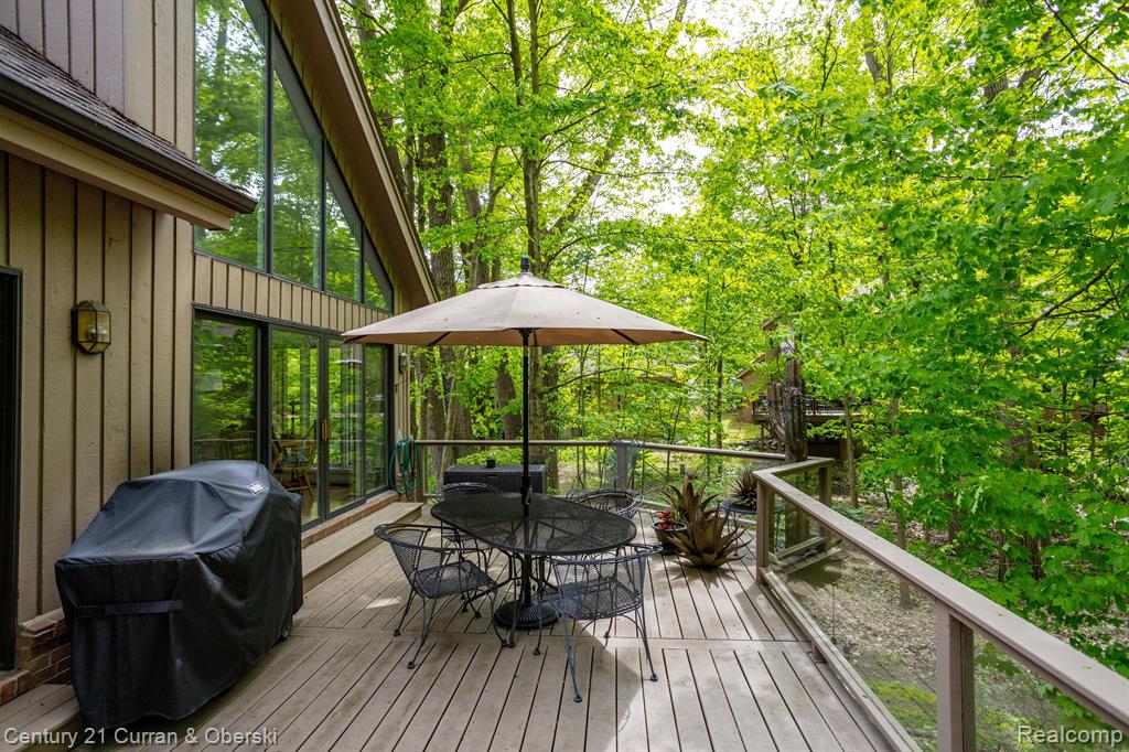 46515 Arboretum Circle, Plymouth, MI 48170 — Photo 38