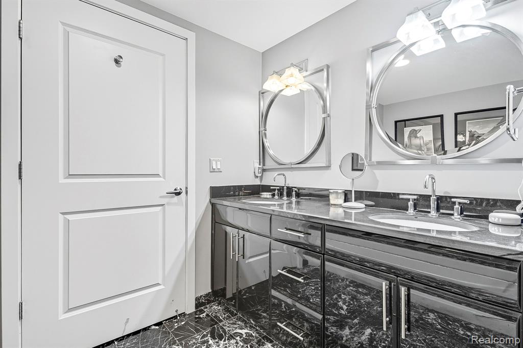 1135 Shelby Street, 2401, Detroit, MI 48226 — Photo 12